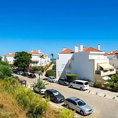 Fresh & Breezy 4*